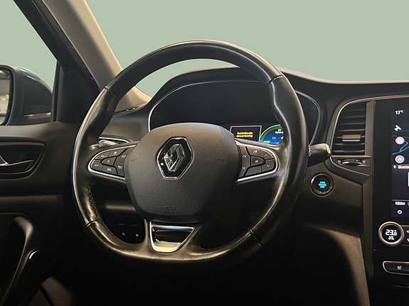 Renault Megane E-Tech 21 of 30
