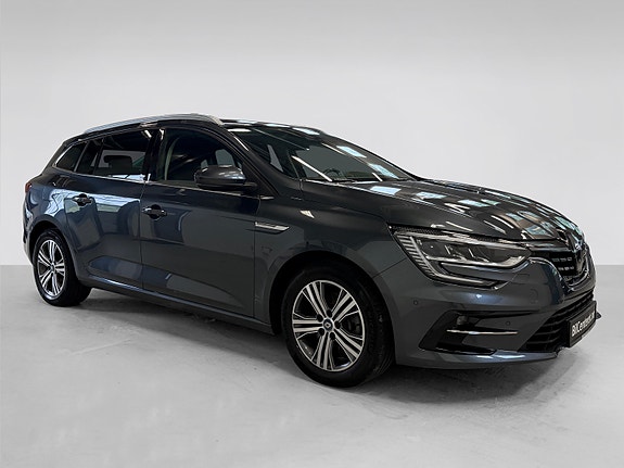 Renault Megane E-Tech 5 of 30