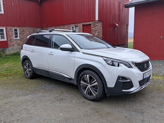 Peugeot 5008 3 of 12