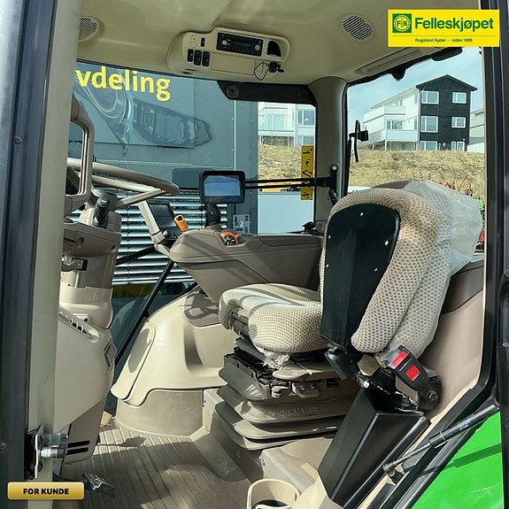 John Deere 6130R 50 KM 7 of 12