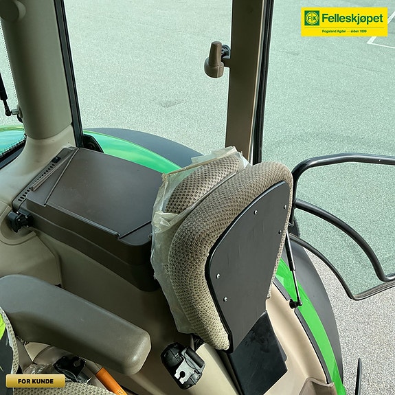 John Deere 6130R 50 KM 9 of 12