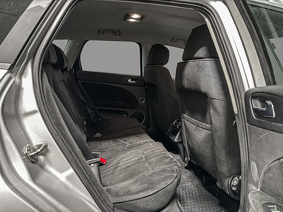 Alfa Romeo 159 SportWagon 22 of 28