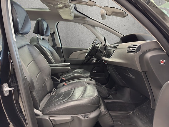 Citroen C4 Picasso 9 of 26