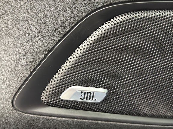 Citroen C4 Picasso 23 of 26