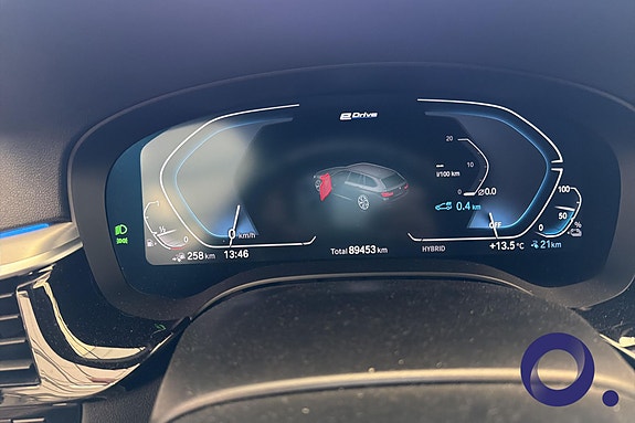 BMW 530e 13 of 16