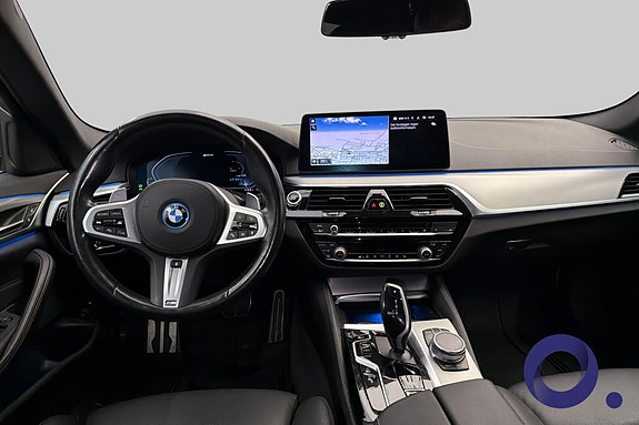 BMW 530e 12 of 16