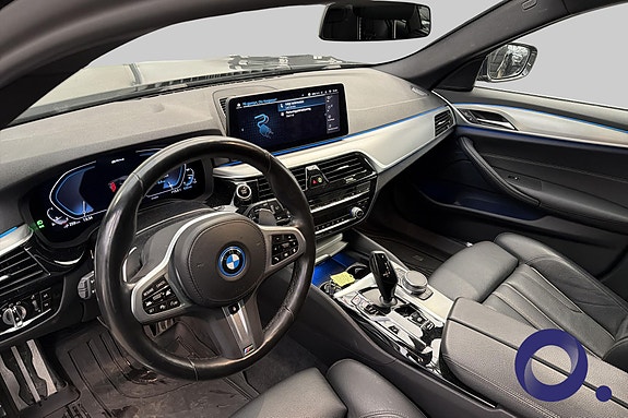 BMW 530e 11 of 16