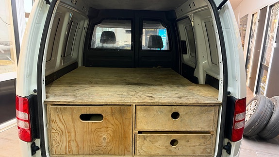 Volkswagen Caddy 16 of 30