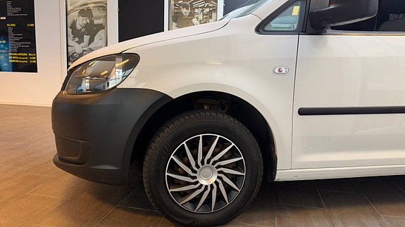 Volkswagen Caddy 9 of 30