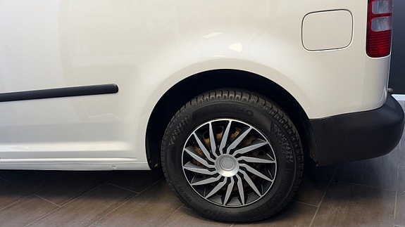 Volkswagen Caddy 8 of 30