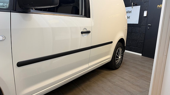 Volkswagen Caddy 14 of 30