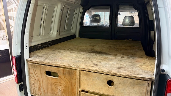 Volkswagen Caddy 19 of 30