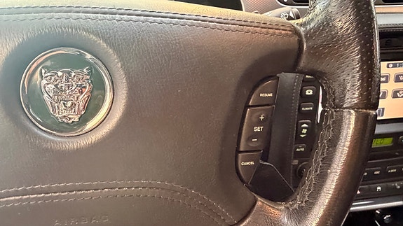 Jaguar S-TYPE 28 of 30