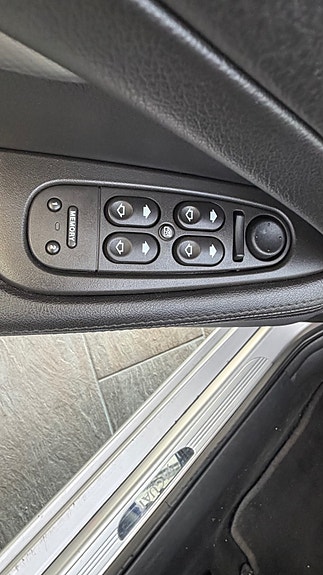 Jaguar S-TYPE 27 of 30