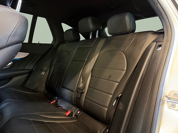 Mercedes-Benz C350 e 12 of 30