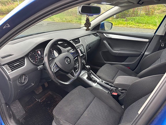 Skoda Octavia 8 of 23