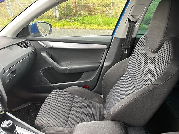 Skoda Octavia 13 of 23