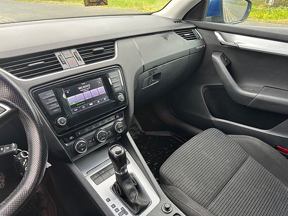 Skoda Octavia 9 of 23