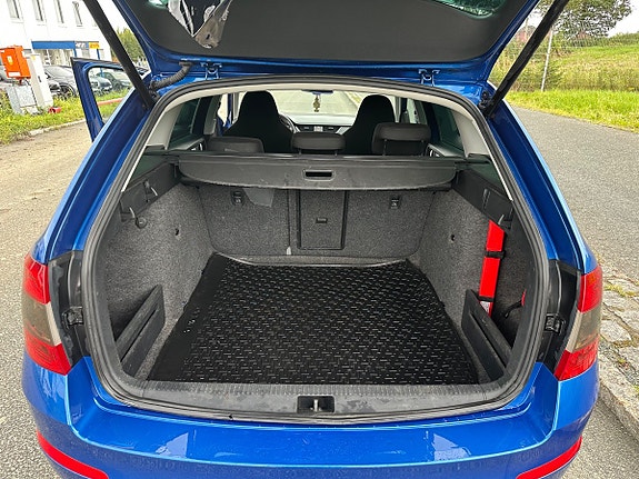 Skoda Octavia 16 of 23