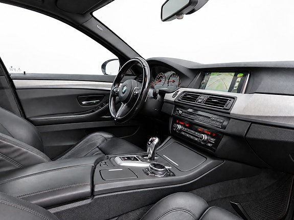 BMW M5 16 of 30
