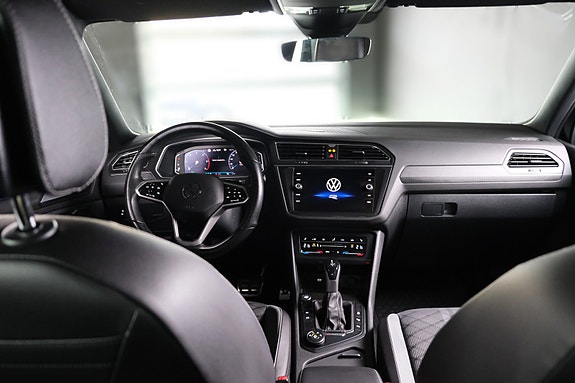 Volkswagen Tiguan 24 of 30