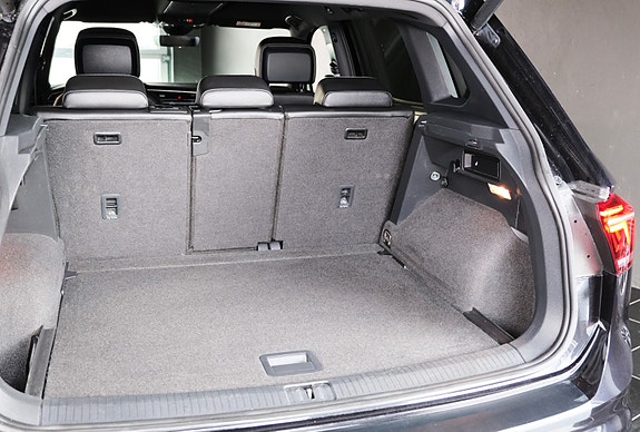 Volkswagen Tiguan 28 of 30