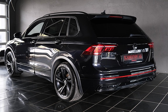 Volkswagen Tiguan 2 of 30