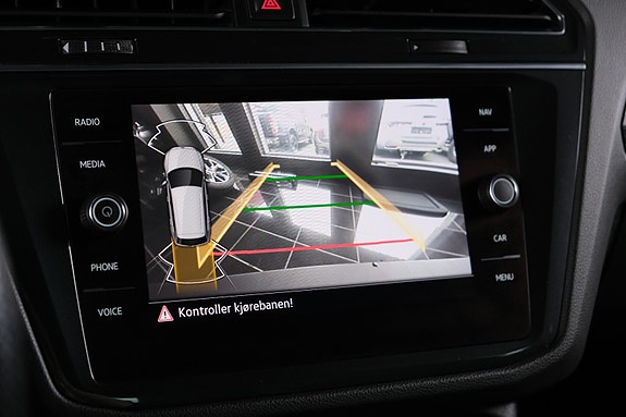 Volkswagen Tiguan 15 of 30