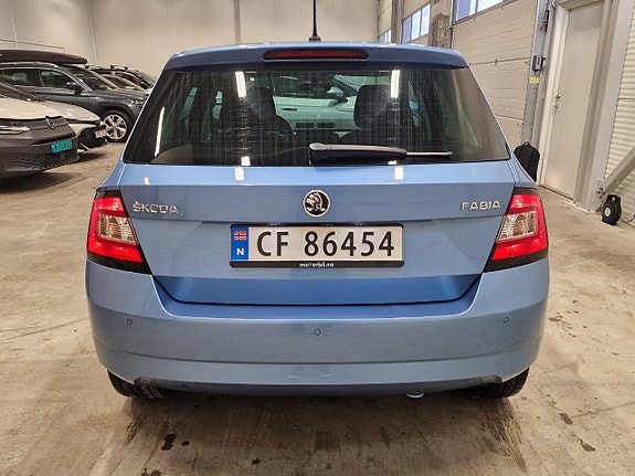 Skoda Fabia 6 of 30