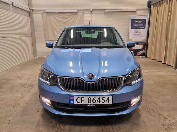 Skoda Fabia 2 of 30