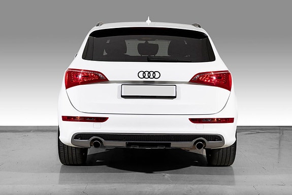 Audi Q5 4 of 18