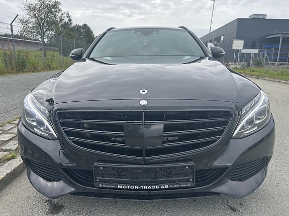 Mercedes-Benz C-Klasse 3 of 22