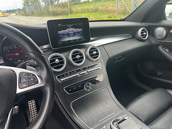Mercedes-Benz C-Klasse 9 of 22