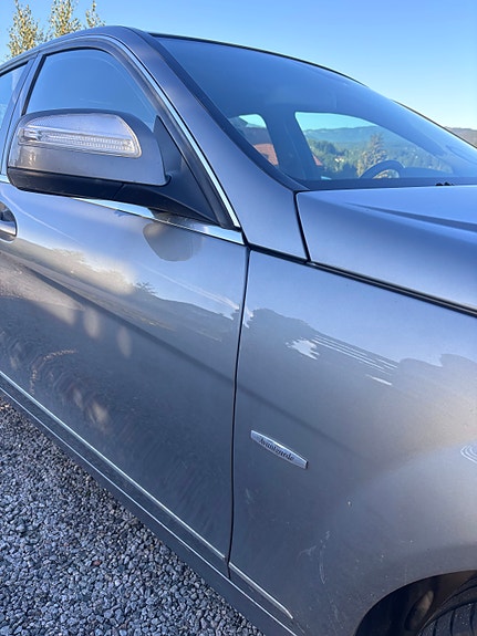 Mercedes-Benz C200 d 2 of 16