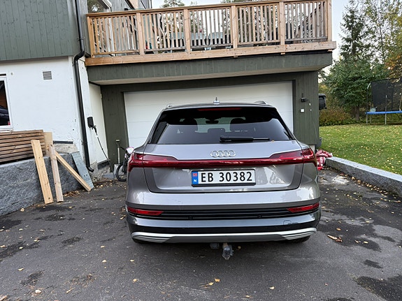 Audi e-tron 5 of 18