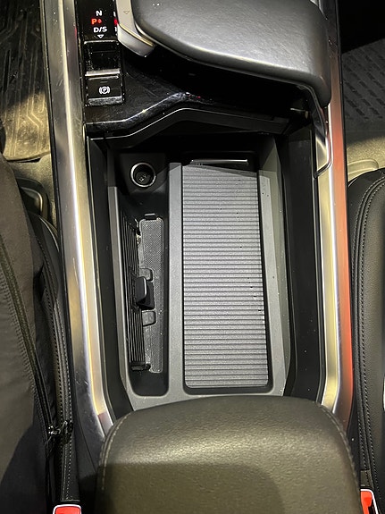 Audi e-tron 14 of 18