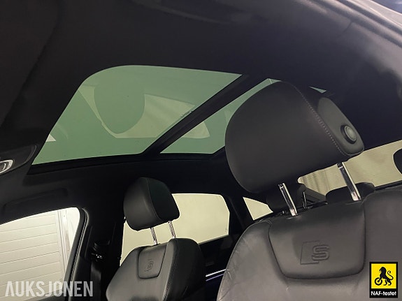 Audi e-tron 26 of 30