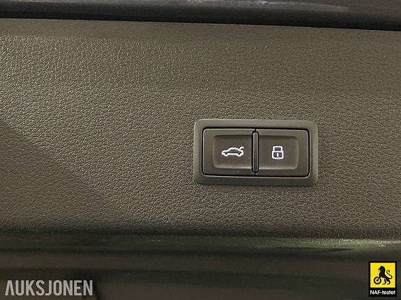 Audi e-tron 5 of 30