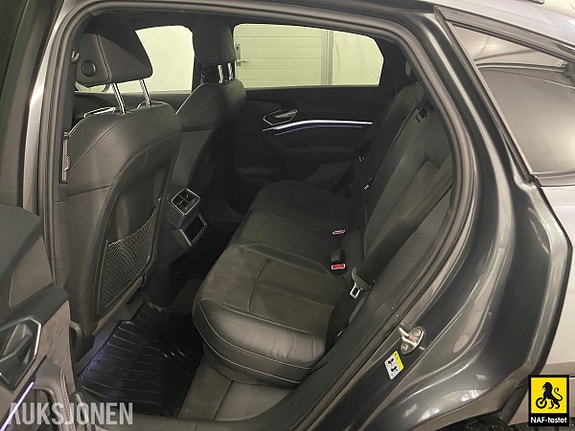 Audi e-tron 29 of 30