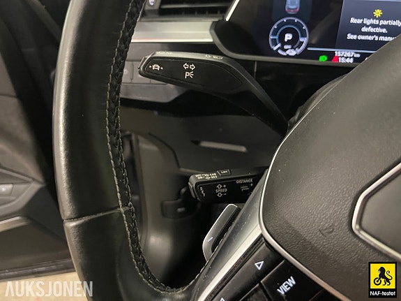 Audi e-tron 18 of 30