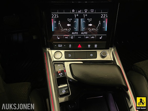Audi e-tron 24 of 30