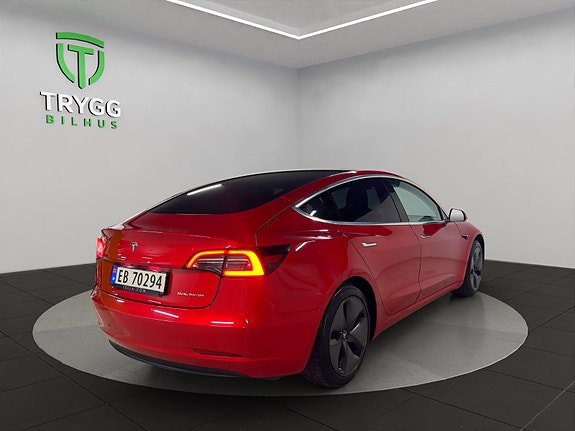 Tesla Model 3 5 of 13