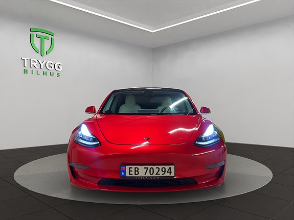 Tesla Model 3 8 of 13