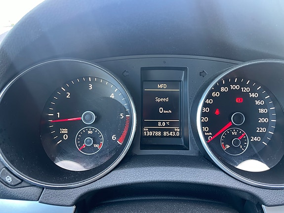 Volkswagen Golf VI 13 of 29