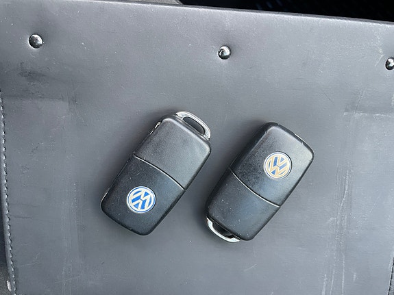 Volkswagen Golf VI 16 of 29