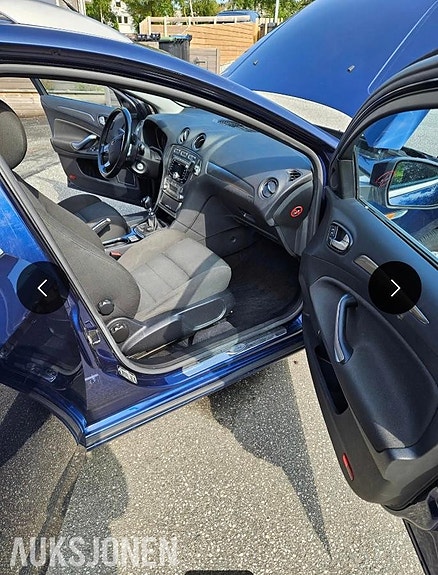 Ford Mondeo 10 of 12