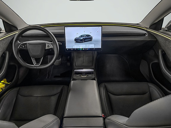 Tesla Model 3 11 of 30