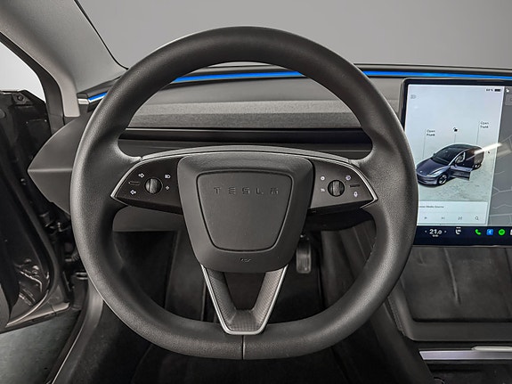 Tesla Model 3 12 of 30