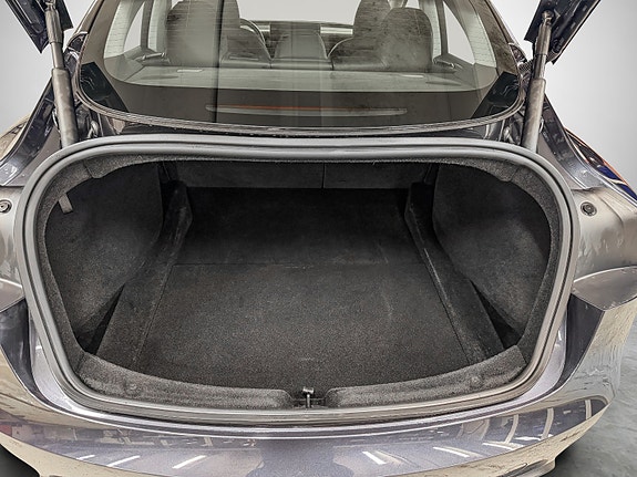 Tesla Model 3 26 of 30