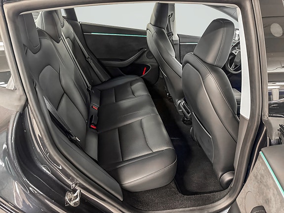 Tesla Model 3 23 of 30